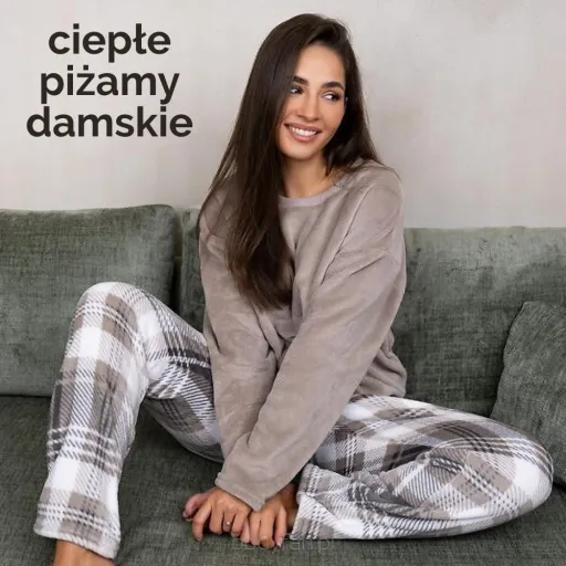 cieple-pizamy-404kdu.webp Ciepłe piżamy damskie – flanelowe, polarowe, welurowe | Bodyfan.pl - obrazek 1