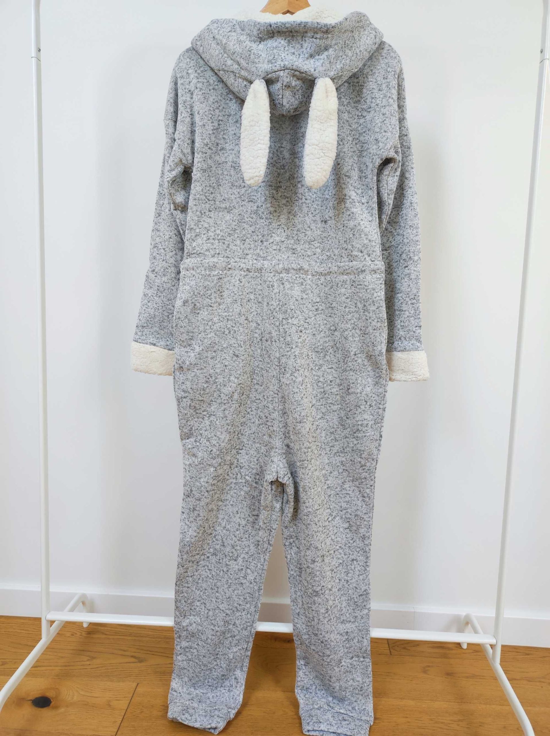 pizama-oysho-484psw.jpg Kombinezon z kapturem, Oysho, rozm. M Kraków Krowodrza • OLX.pl - obrazek 1