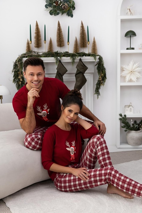 swiateczna-pizama-meska-284tyq.jpg Piżama męska Sensis Jack Świąteczna krótki rękaw bordowa - obrazek 1